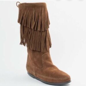 Minnetonka Brown Fringe Boots